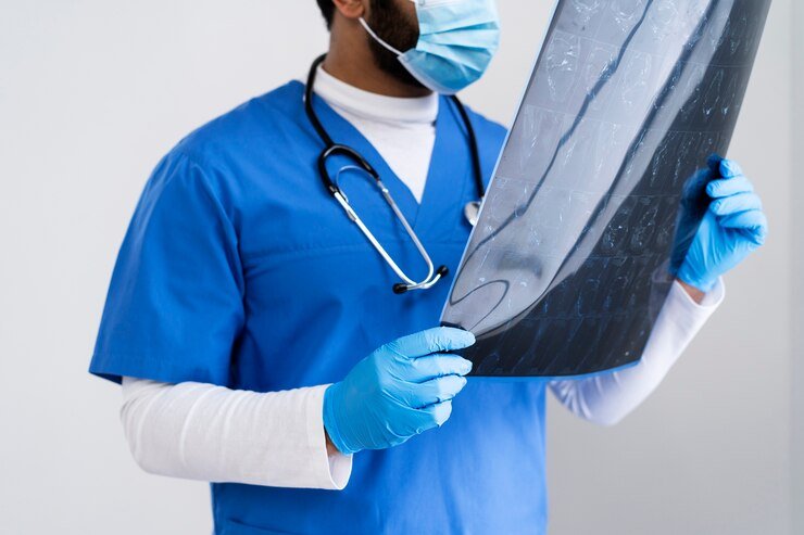 Best Orthopedic Surgeon in Sector121, Noida