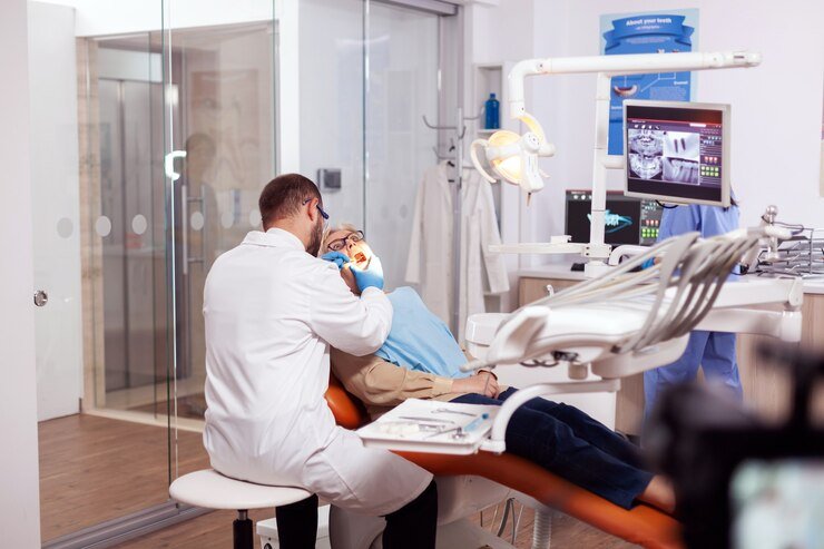 best dentist hospital in Sector 122