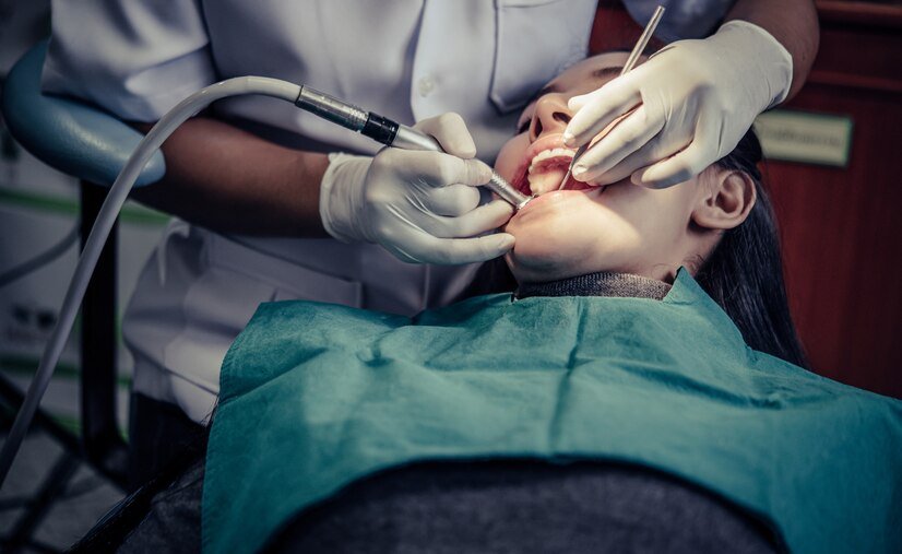 Dental treatment in Sector 122, Noida